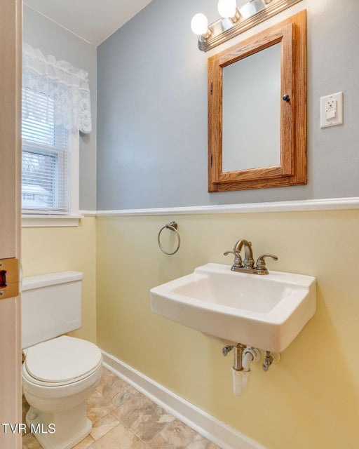 Photo #17: 1669 Highway 91 