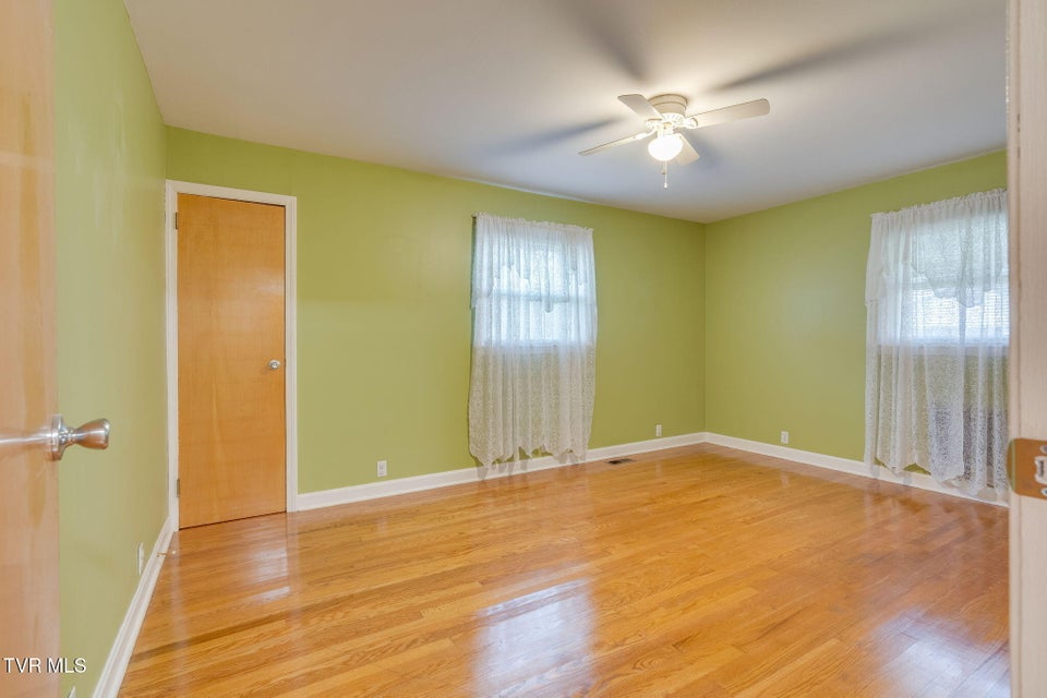 Photo #18: 1669 Highway 91 