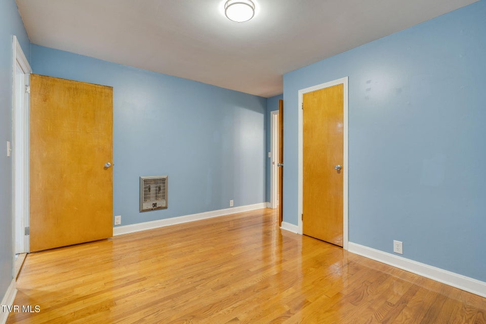 Photo #23: 1669 Highway 91 