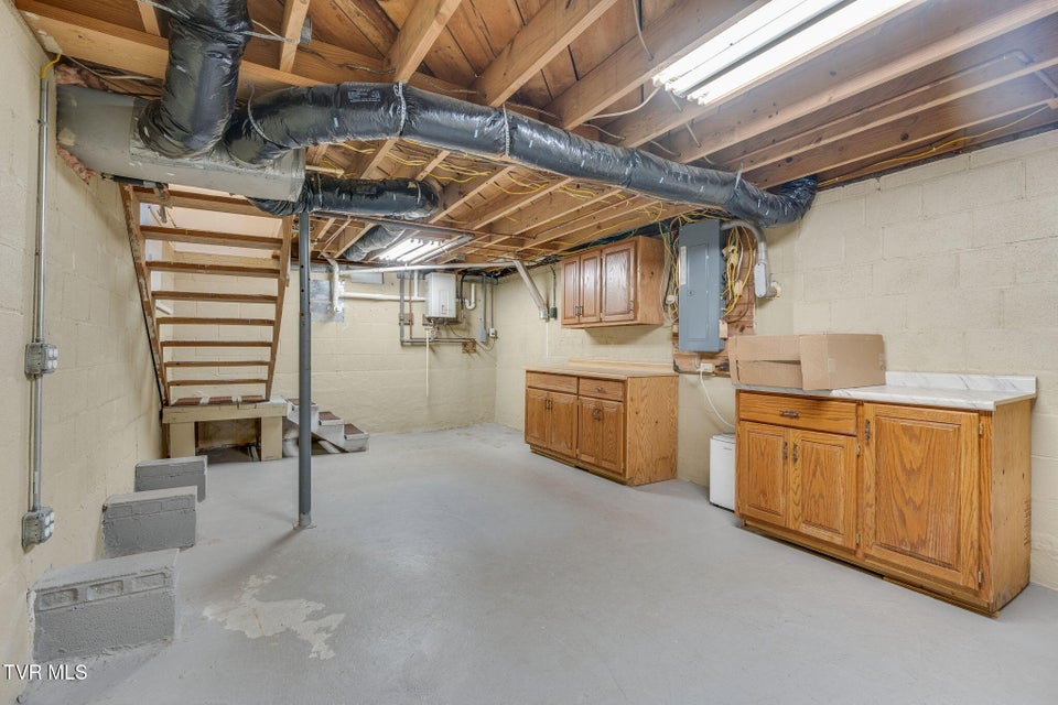 Photo #24: 1669 Highway 91 