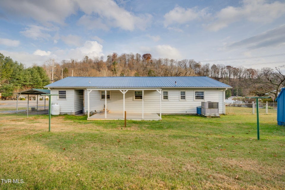 Photo #27: 1669 Highway 91 