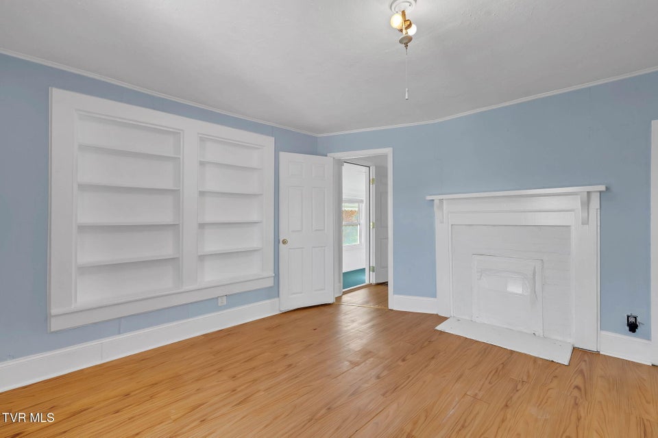 Photo #11: 2873 Main Street