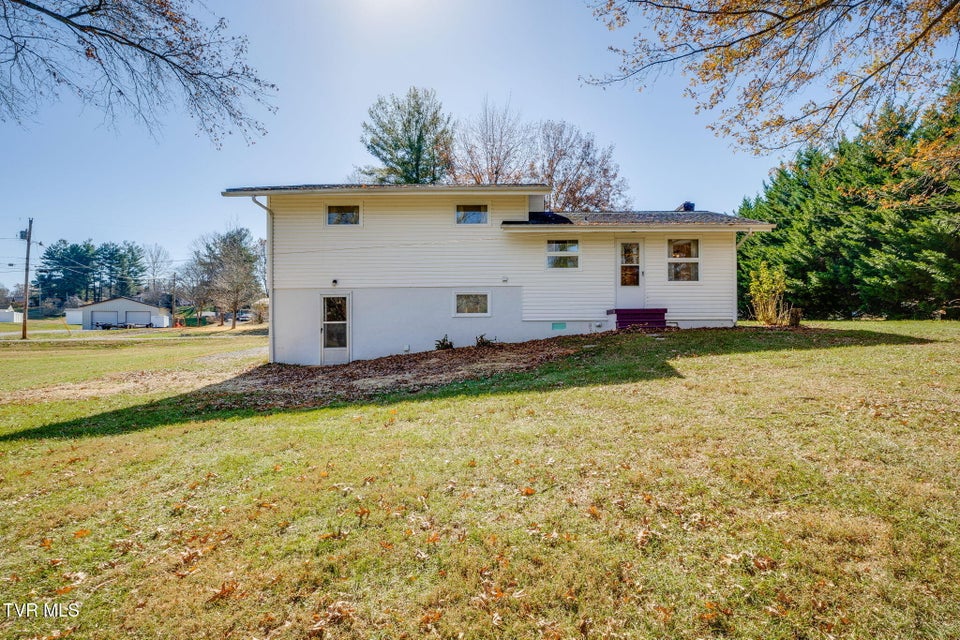 Photo #4: 106 Patrick Henry Circle