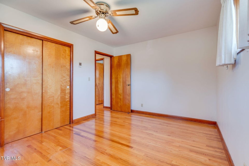 Photo #17: 106 Patrick Henry Circle