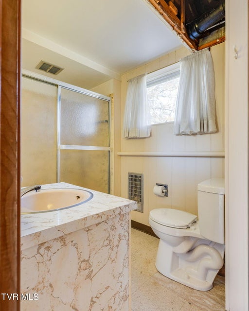 Photo #22: 106 Patrick Henry Circle