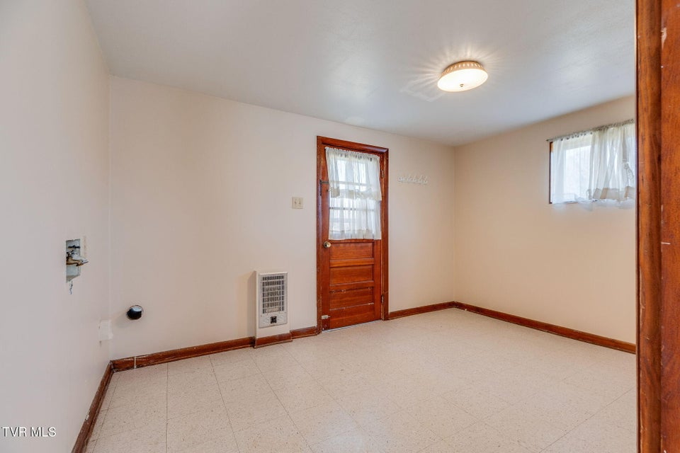 Photo #25: 106 Patrick Henry Circle