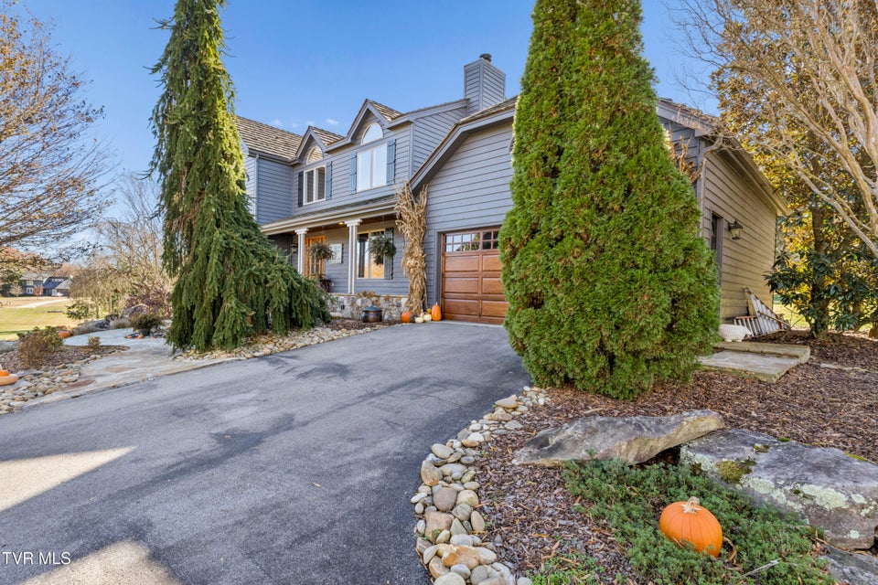 Photo #11: 217 Lake Meadow Drive