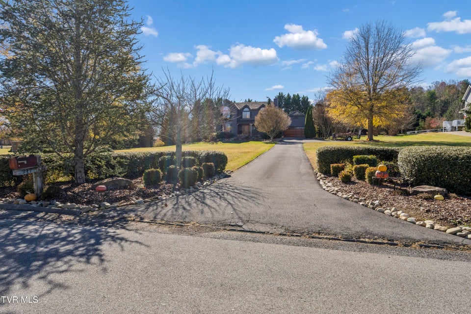 Photo #17: 217 Lake Meadow Drive