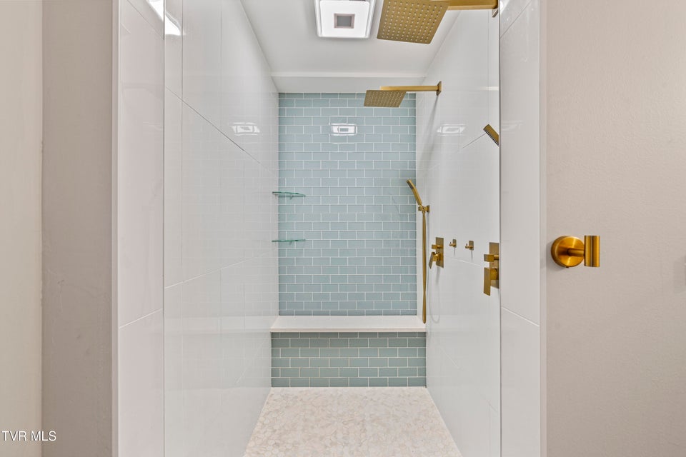 Photo #14: 1520 Tremont Avenue