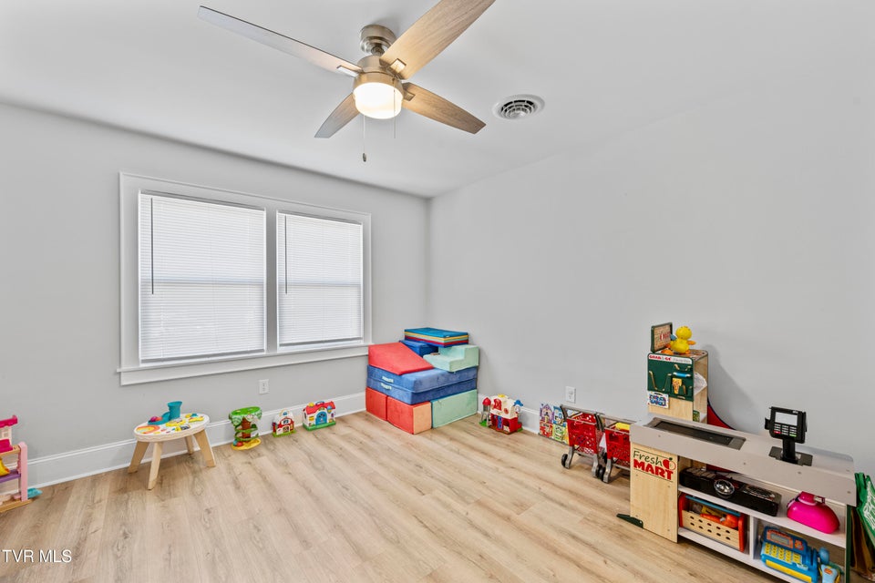 Photo #17: 1520 Tremont Avenue