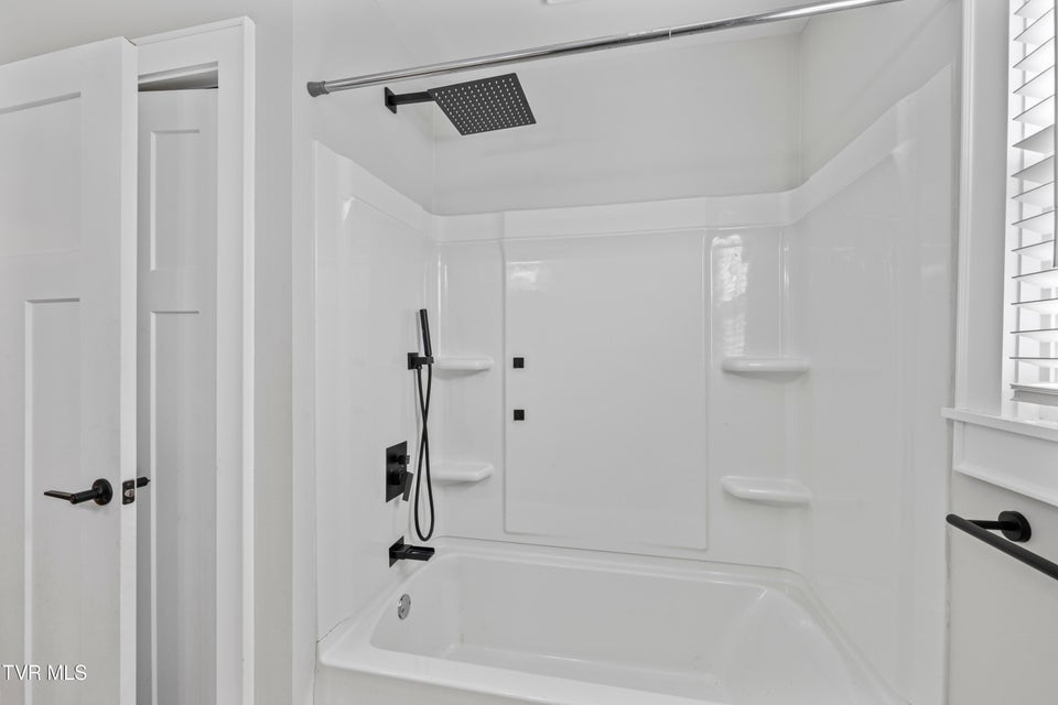 Photo #20: 1520 Tremont Avenue