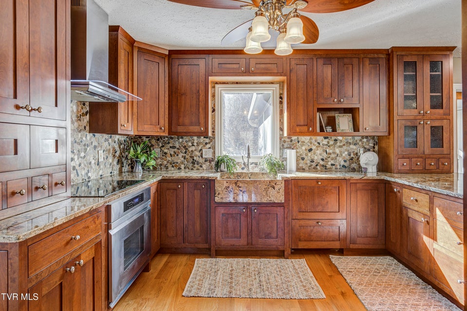 Photo #26: 217 Lake Meadow Drive