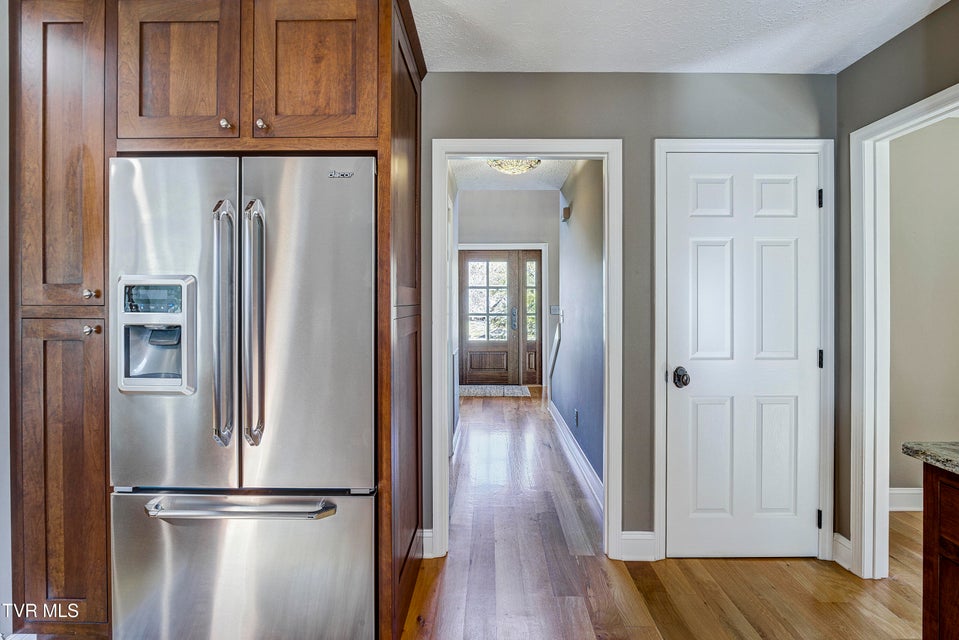 Photo #31: 217 Lake Meadow Drive