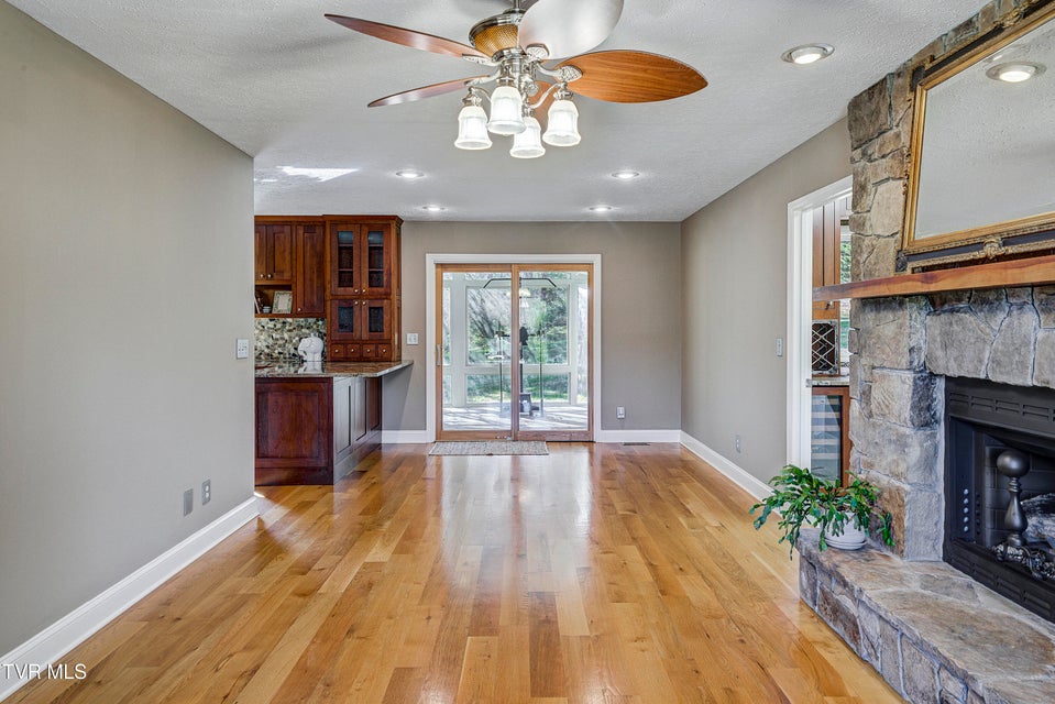 Photo #38: 217 Lake Meadow Drive