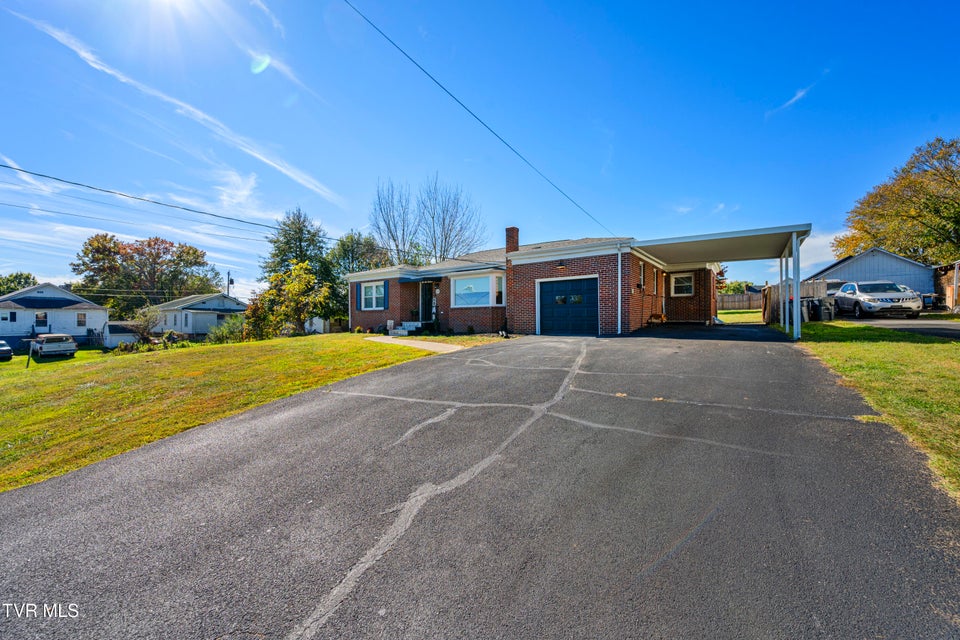 Photo #32: 1520 Tremont Avenue