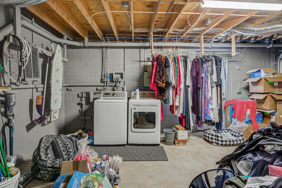 Photo #77: 217 Lake Meadow Drive