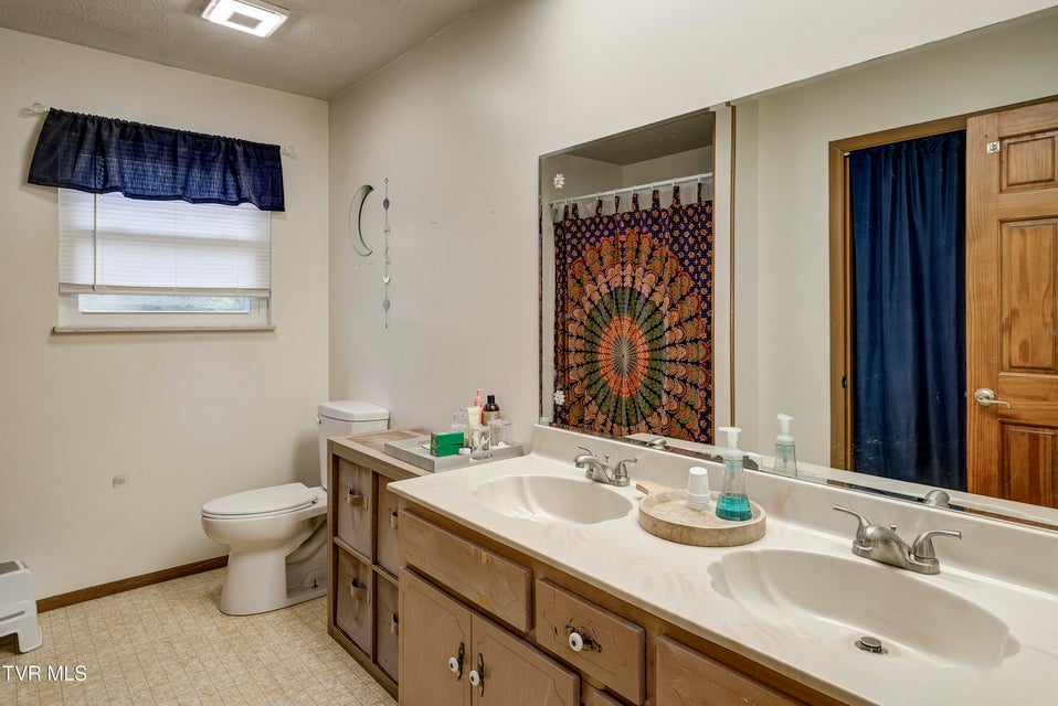 Photo #16: 13 Runion Way