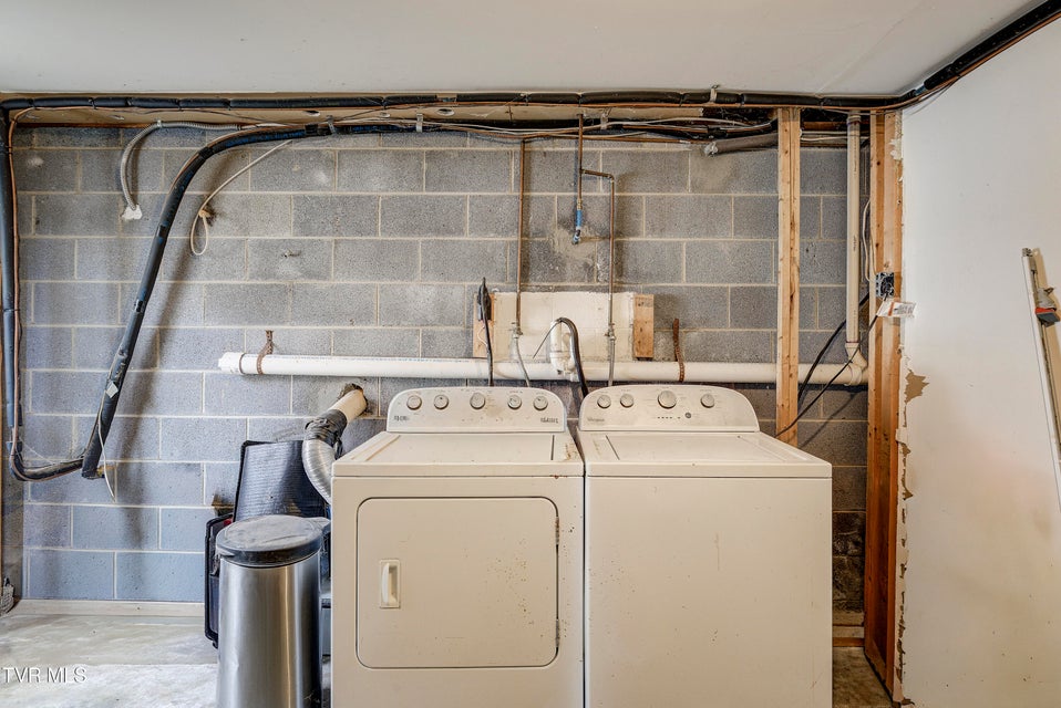 Photo #31: 13 Runion Way