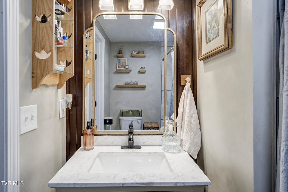 Photo #32: 107 Neal Drive