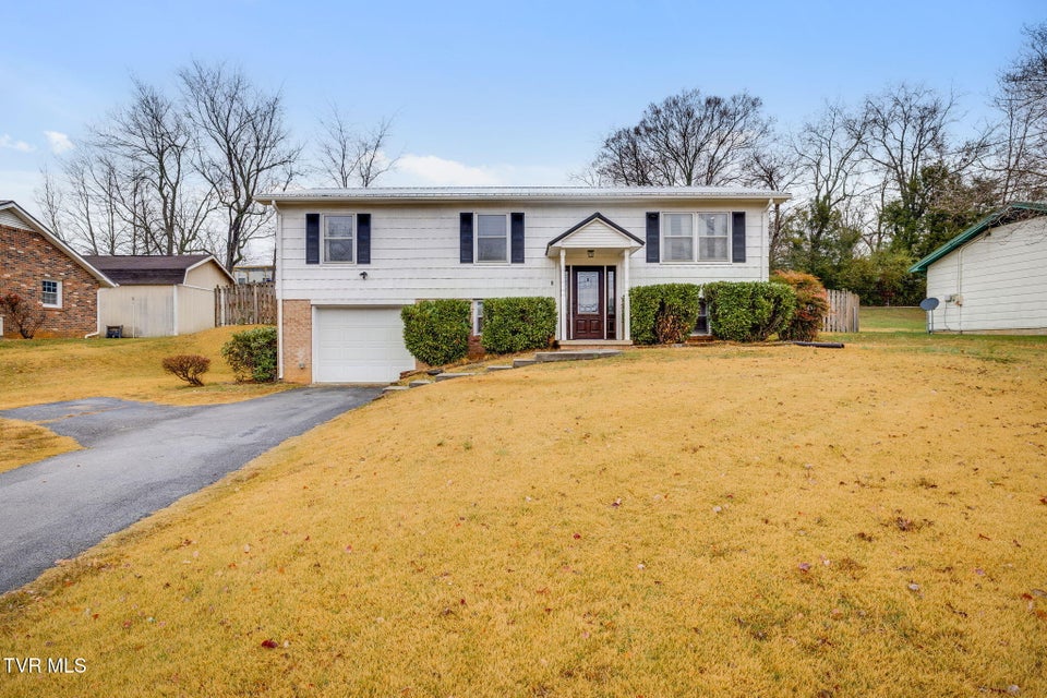 Photo #2: 3200 Buckingham Drive