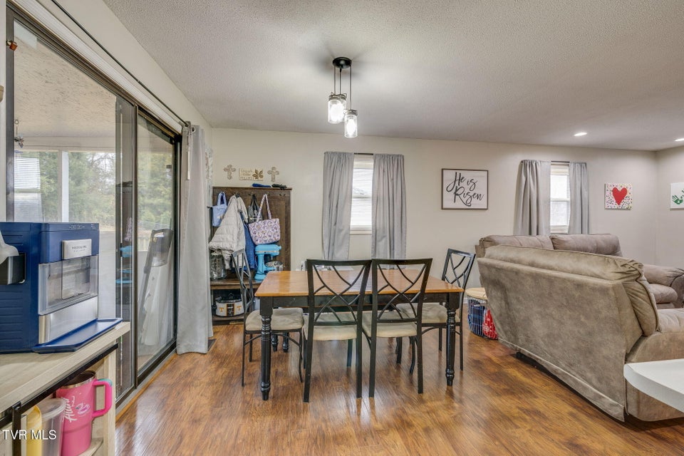 Photo #10: 3200 Buckingham Drive