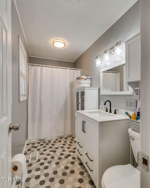 Photo #17: 3200 Buckingham Drive