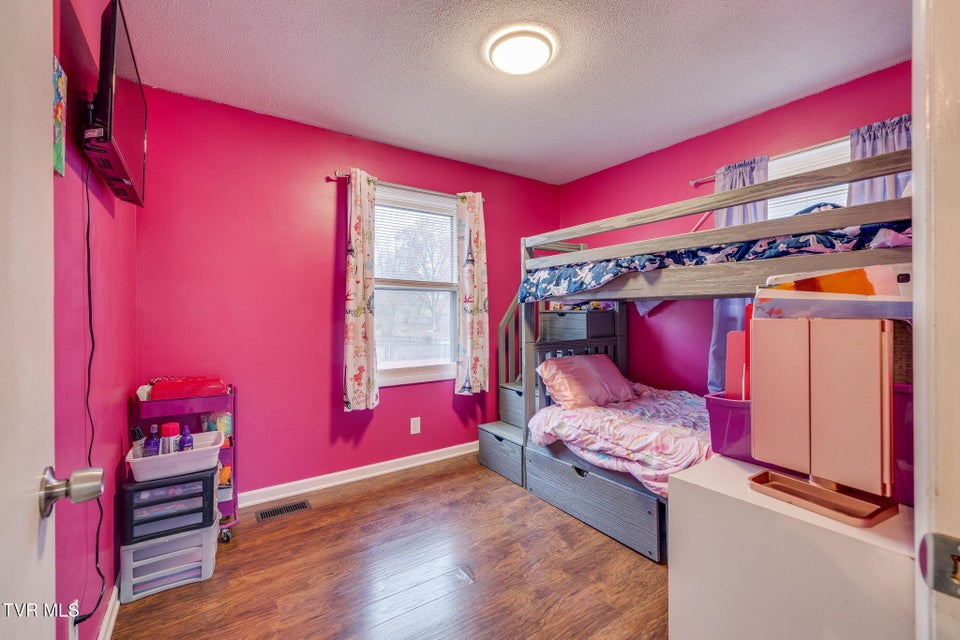 Photo #18: 3200 Buckingham Drive