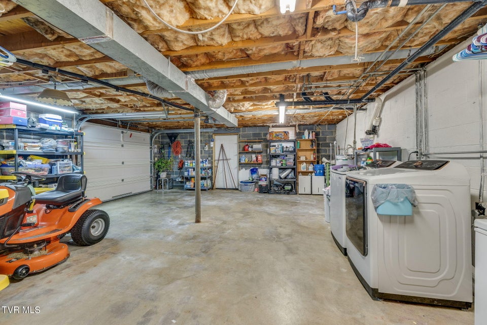 Photo #26: 3200 Buckingham Drive