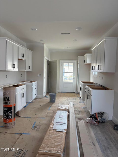 Photo #4: 616 Pine Street