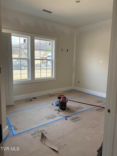 Photo #7: 616 Pine Street