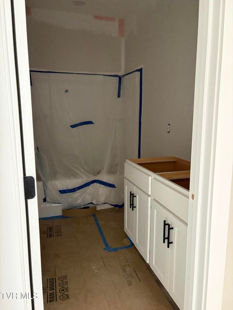 Photo #8: 616 Pine Street