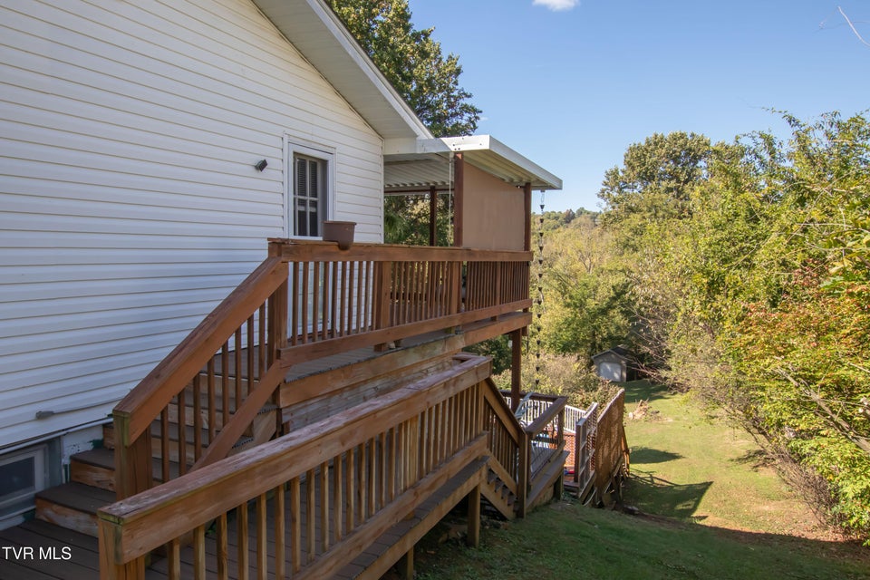 Photo #31: 203 Hilltop Drive