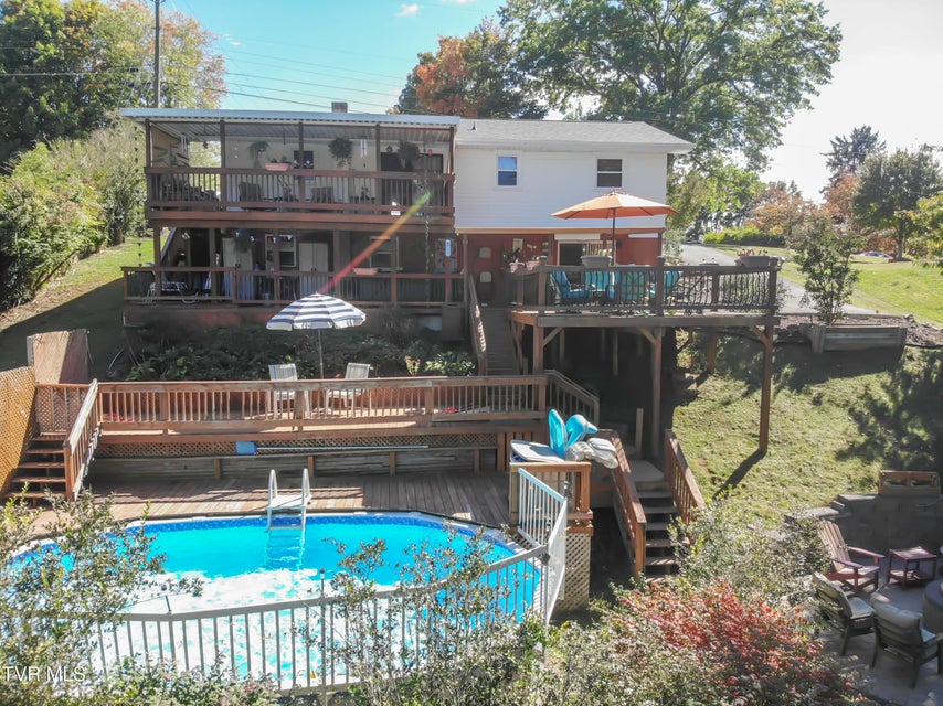 Photo #40: 203 Hilltop Drive