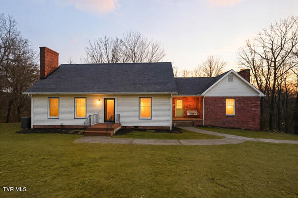 Photo #2: 189 Ridgefield Road