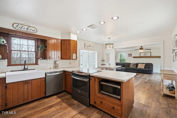 Photo #21: 189 Ridgefield Road