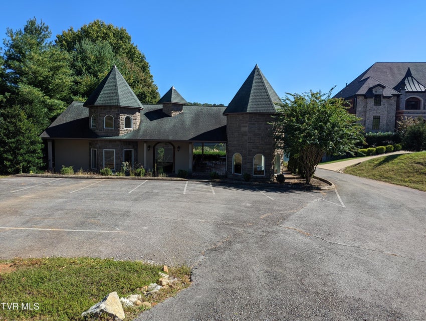 Photo #37: 1148 Biltmore Place