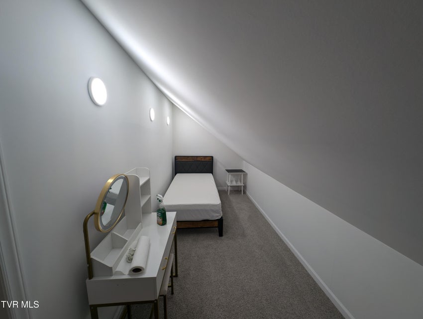 Photo #31: 1148 Biltmore Place