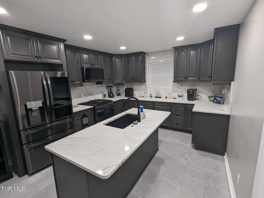 Photo #6: 1148 Biltmore Place