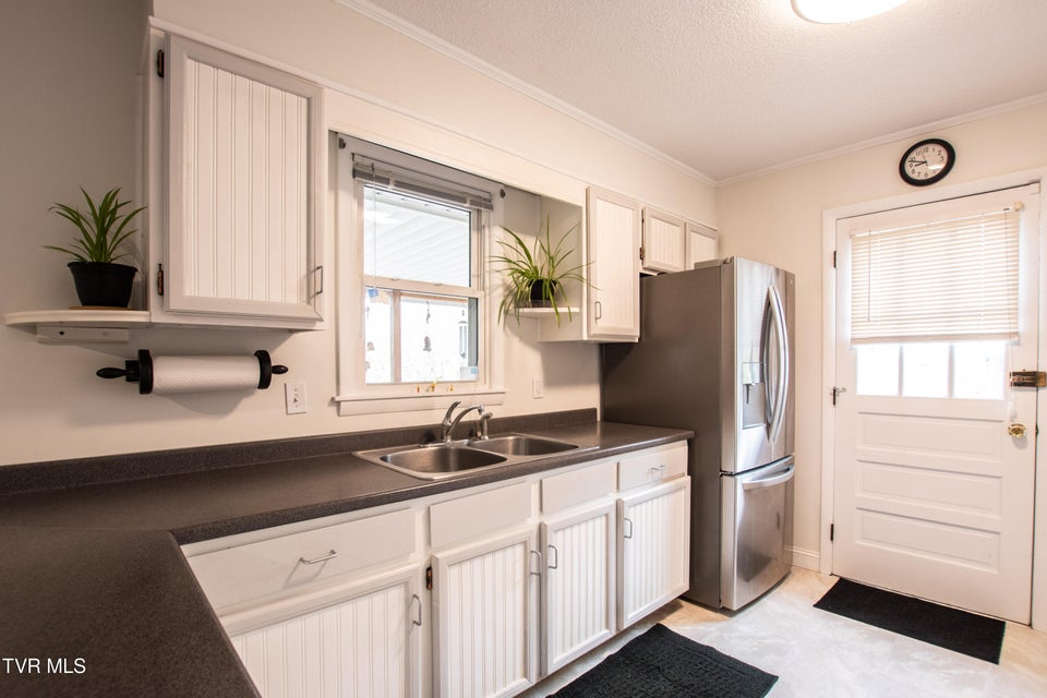 Photo #53: 203 Hilltop Drive