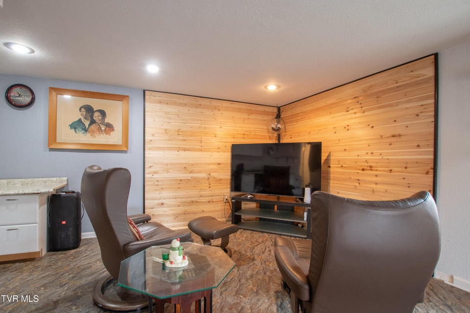 Photo #66: 203 Hilltop Drive