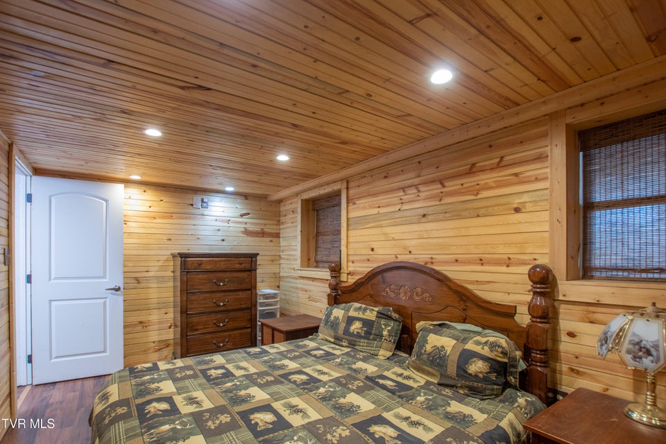 Photo #73: 203 Hilltop Drive