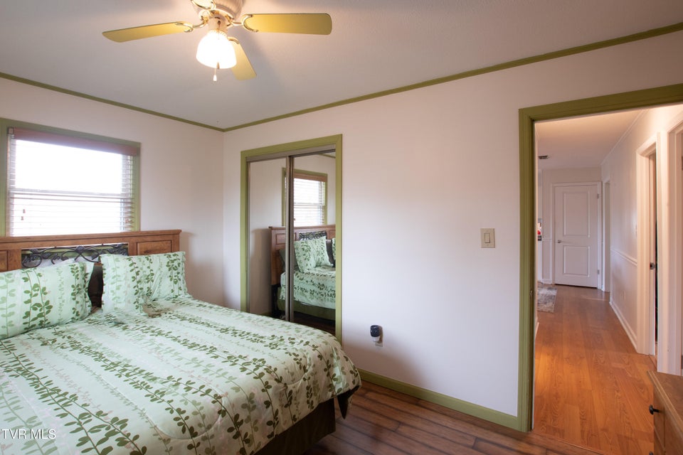 Photo #63: 203 Hilltop Drive