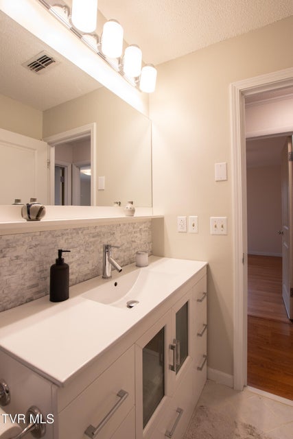 Photo #59: 203 Hilltop Drive