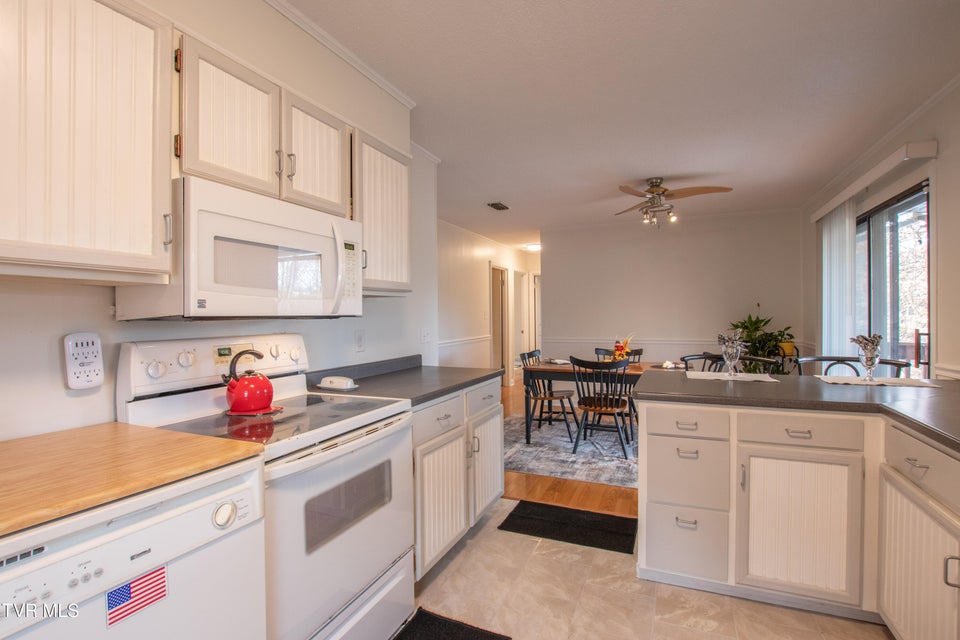 Photo #55: 203 Hilltop Drive