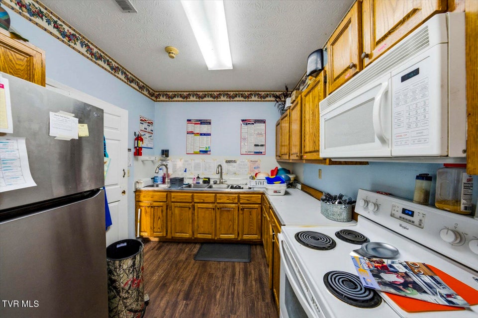 Photo #27: 330 Dumplin Valley Road