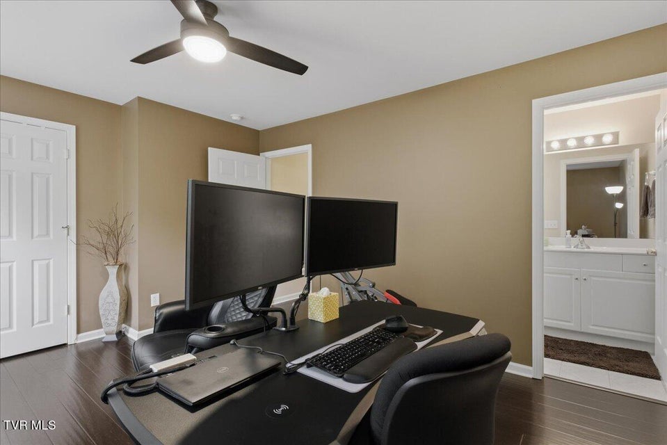 Photo #33: 30 Pepper Ridge Court