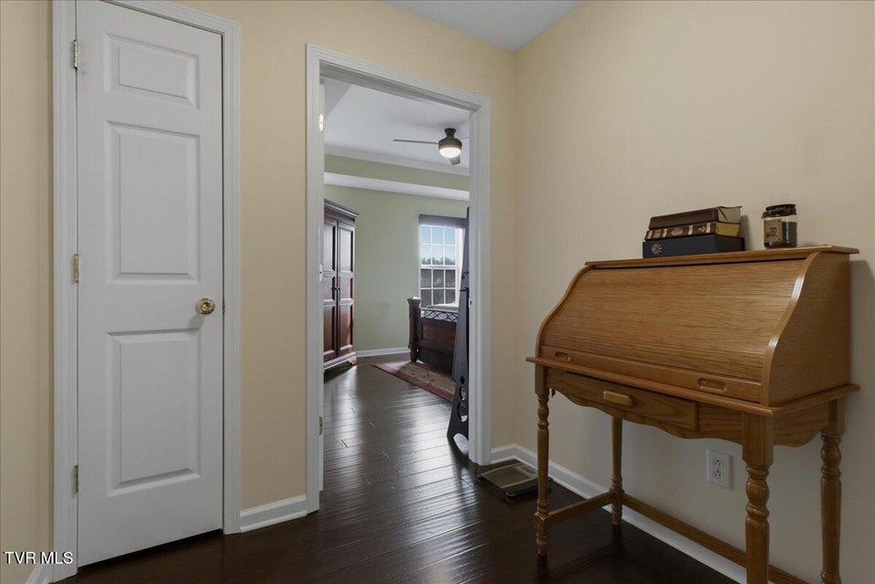 Photo #31: 30 Pepper Ridge Court