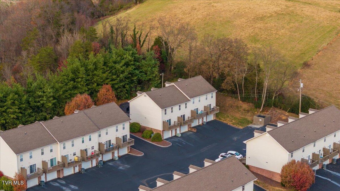 Photo #47: 30 Pepper Ridge Court