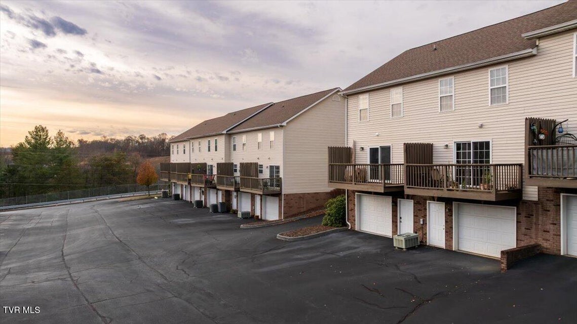 Photo #57: 30 Pepper Ridge Court