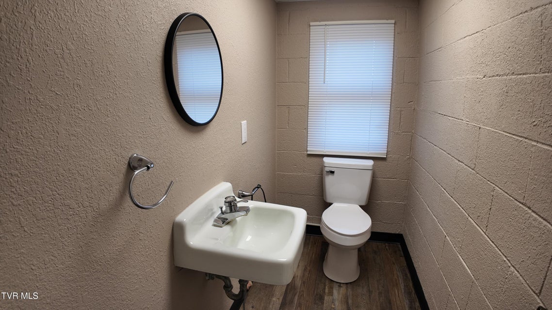 Photo #41: 591 Deer Haven Road